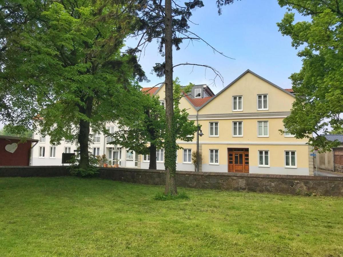 Hafenresidenz - Ferienwohnung 17 "Zugvogel" Wiek auf Rügen Eksteriør billede